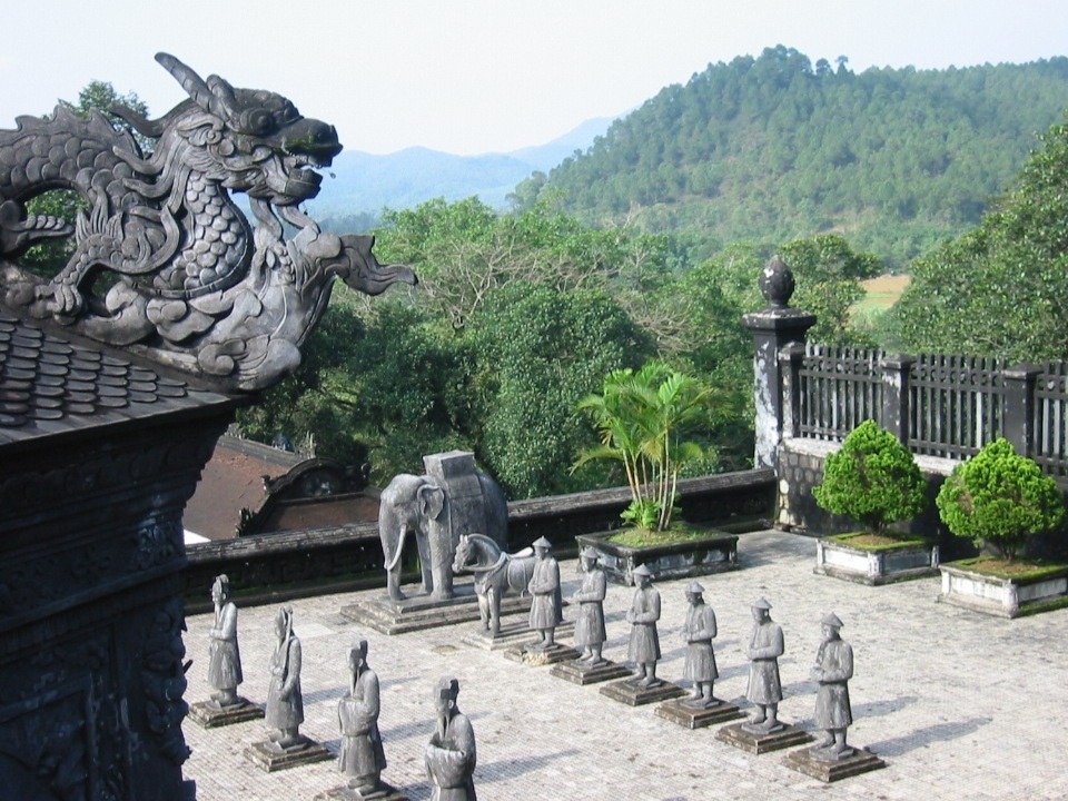 Hue- Hoi An Heritage  Tour