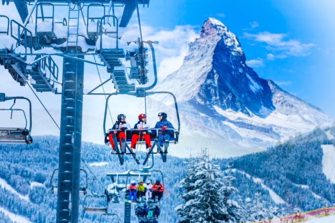Les Elfes Ski Trip.